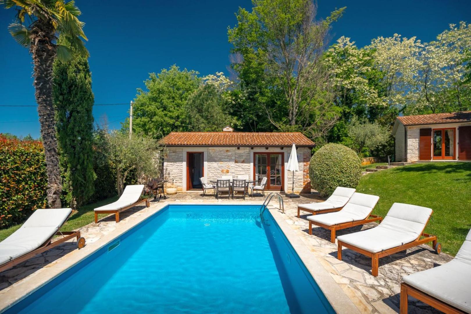 Rustic Villa Cehici With Pool In Sveti Lovrec Jehnici Kültér fotó