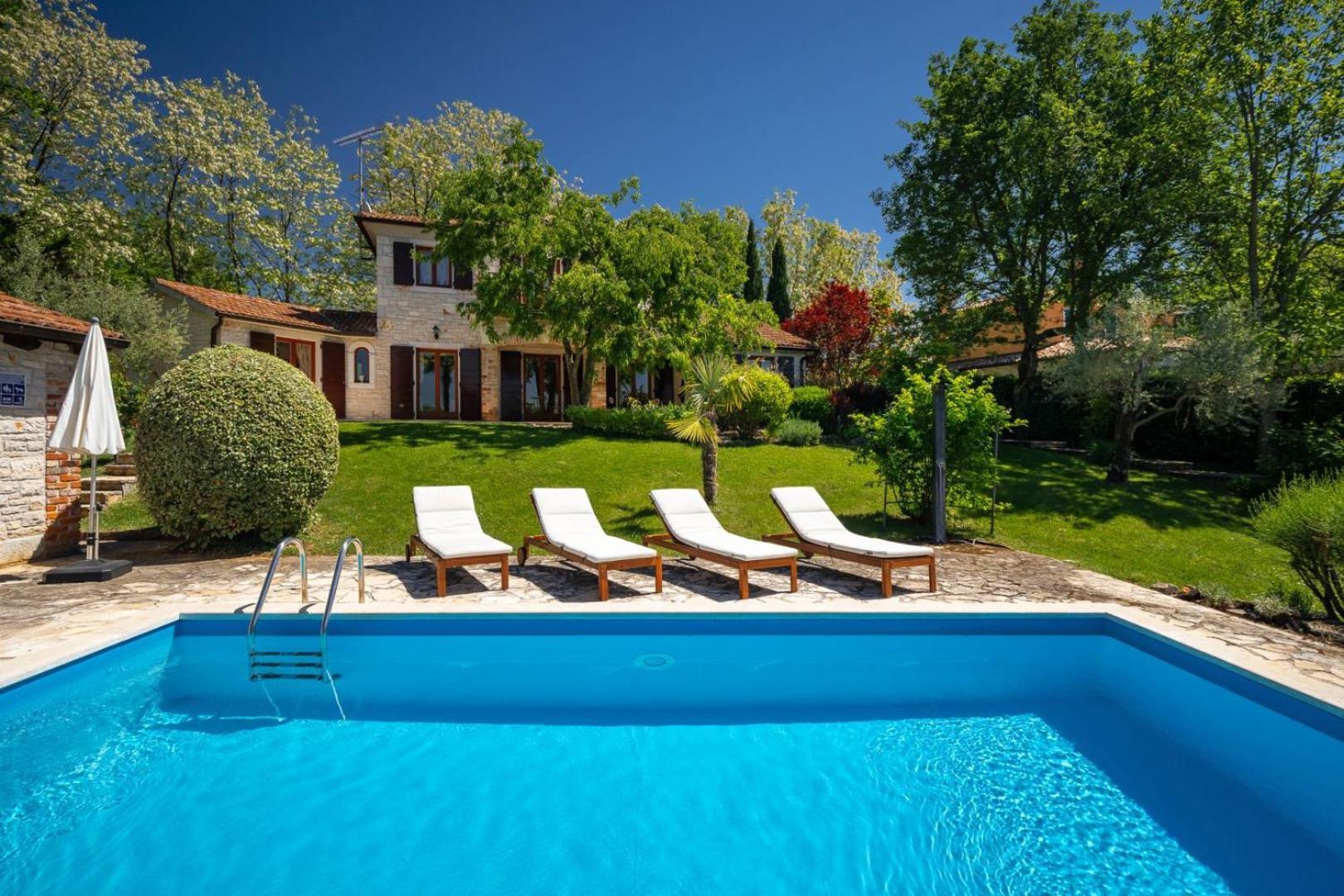 Rustic Villa Cehici With Pool In Sveti Lovrec Jehnici Kültér fotó