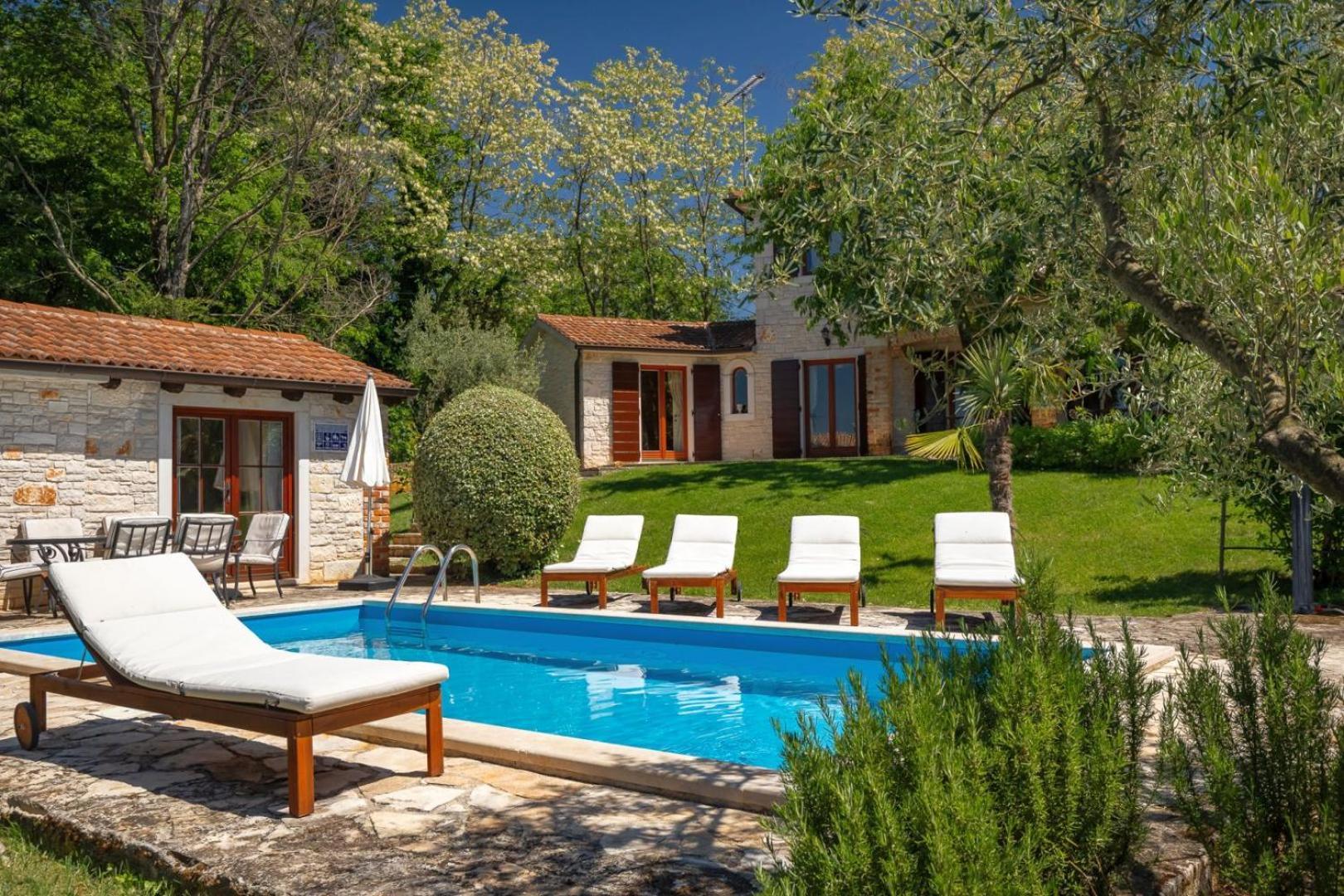 Rustic Villa Cehici With Pool In Sveti Lovrec Jehnici Kültér fotó