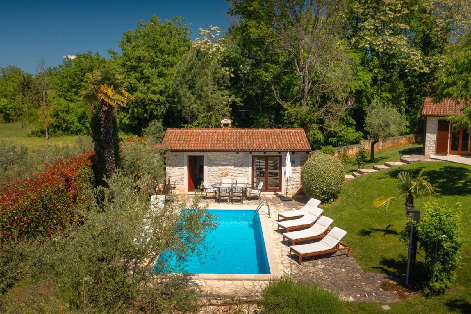 Rustic Villa Cehici With Pool In Sveti Lovrec Jehnici Kültér fotó